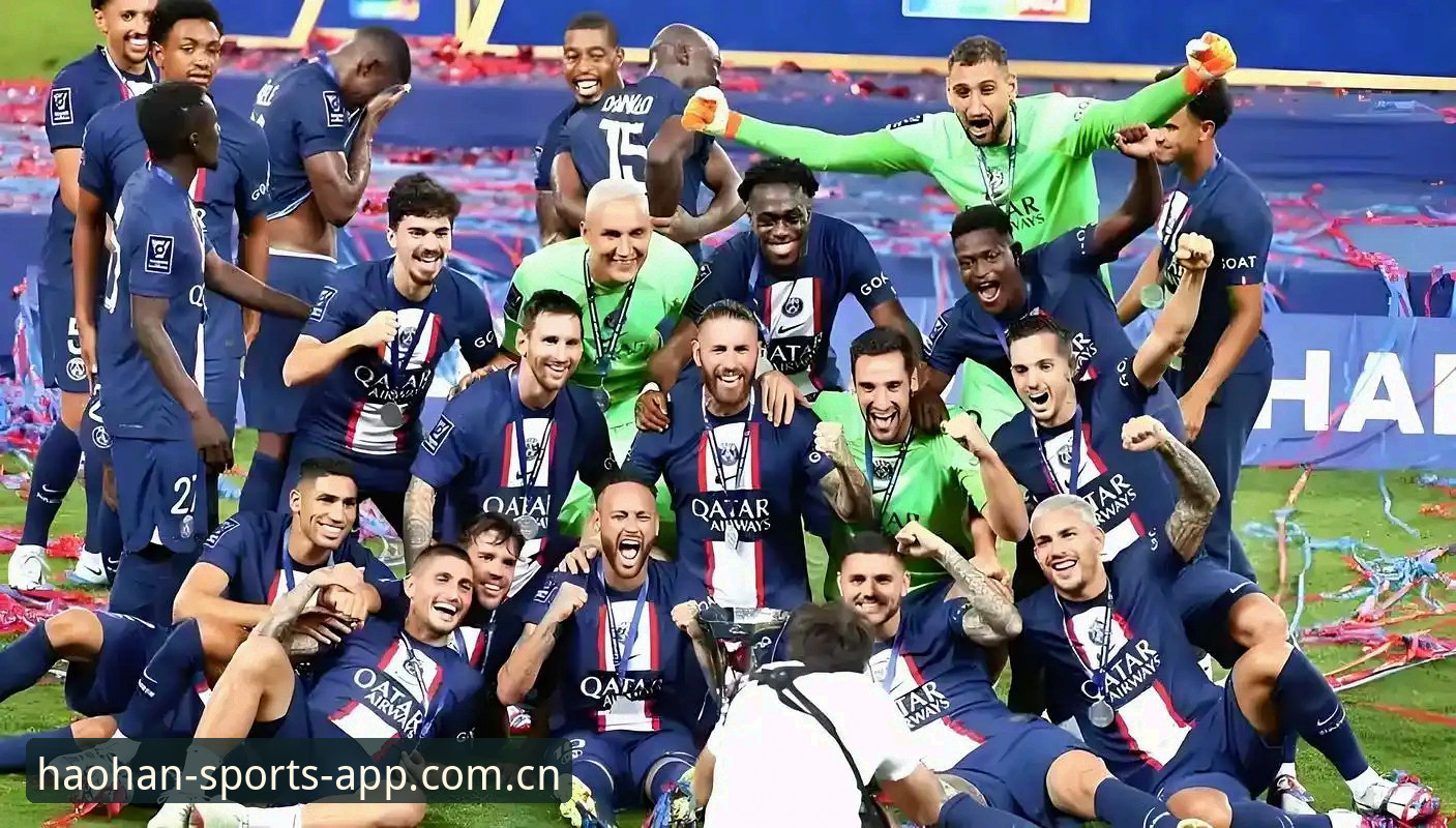 维拉3-0 vs 30年冠军荒：欧联杯决赛深度复盘与浩瀚体育app观赛体验对比分析